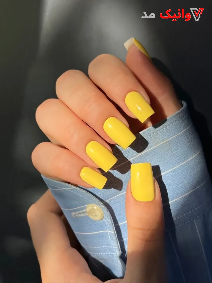 رنگ لاک مناسب بهار چه رنگیه