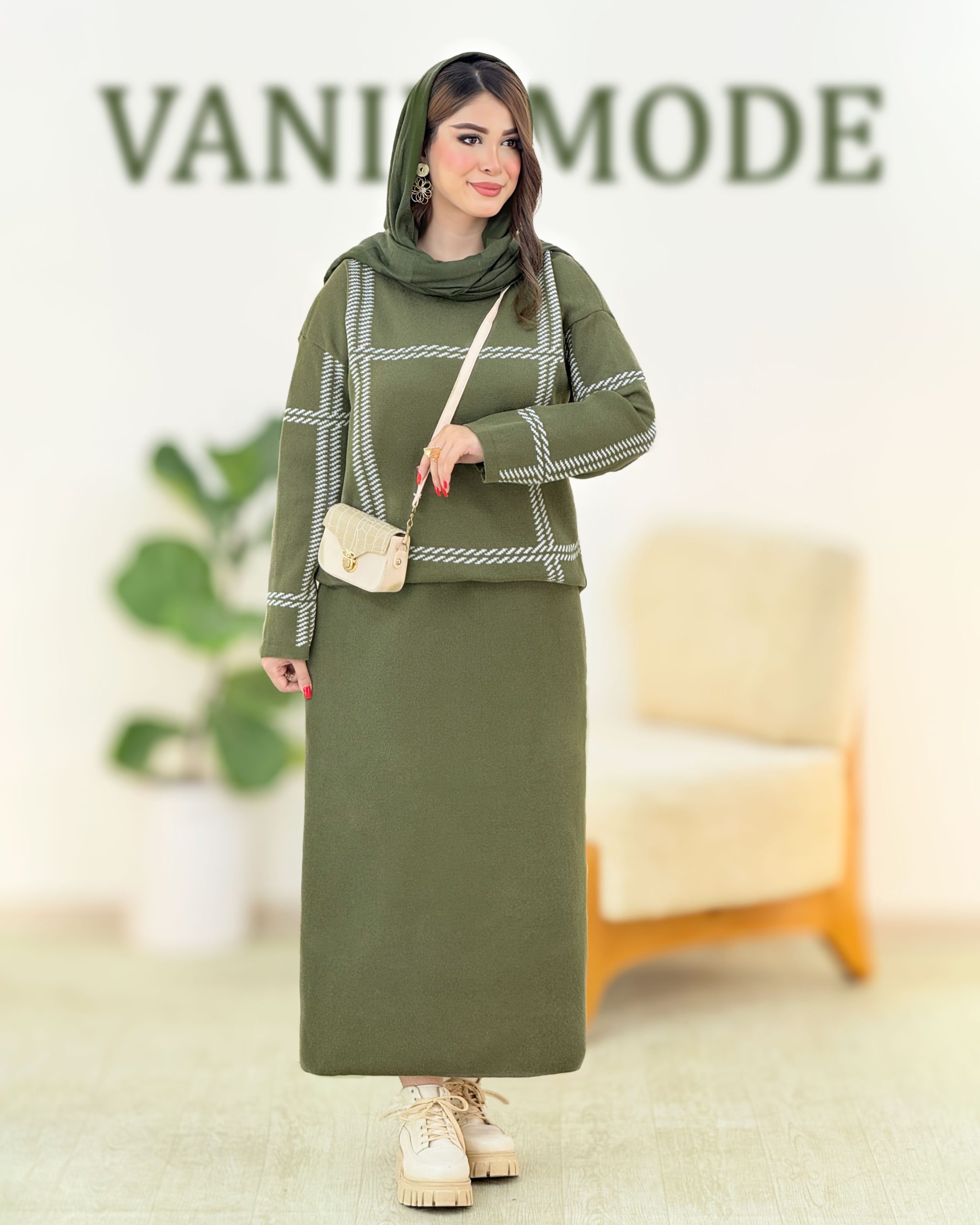 بلوز یقه گرد دامن کمر کش بافت کد