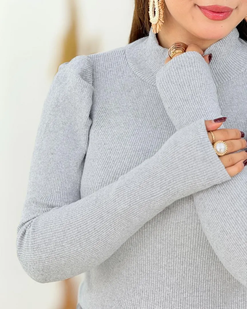 بلوز سرشانه چین دار کد h550