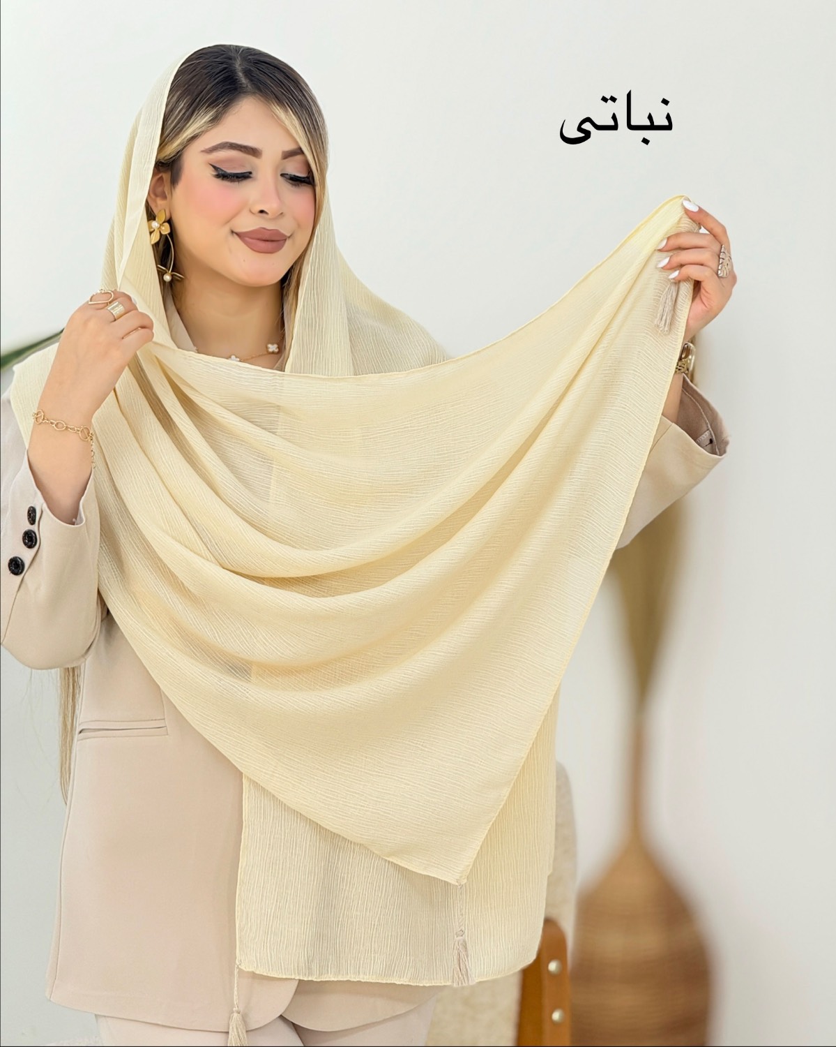 شال نخی منگوله‌دار رنگی کد i537