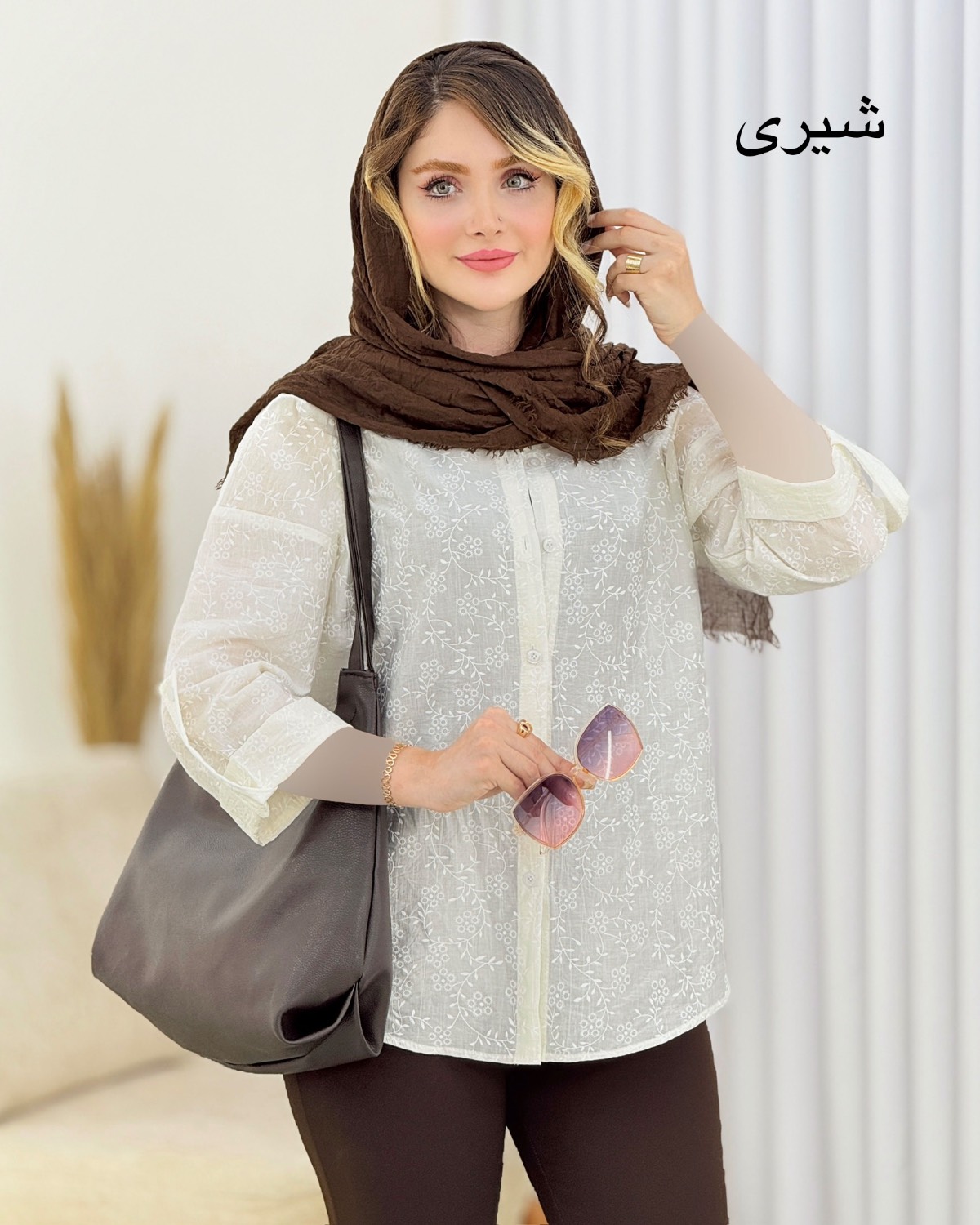 شومیز شیشه‌ای طرح گل کد i804