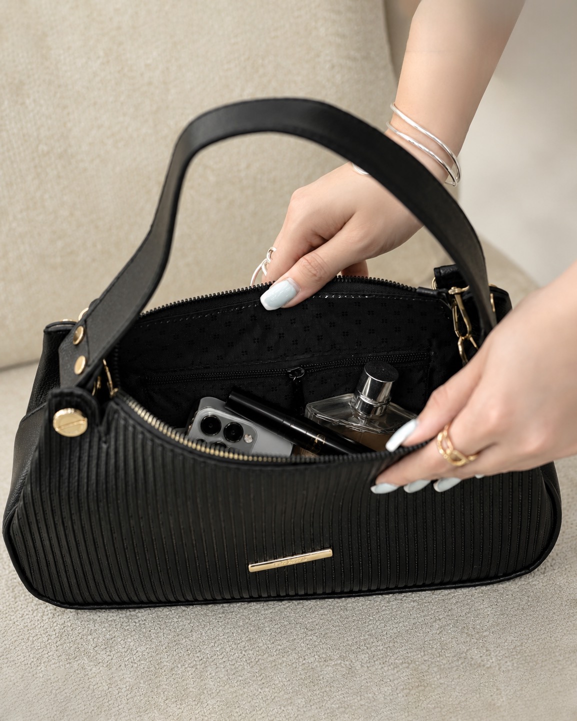 کیف زنانه کرکره ای کد i835