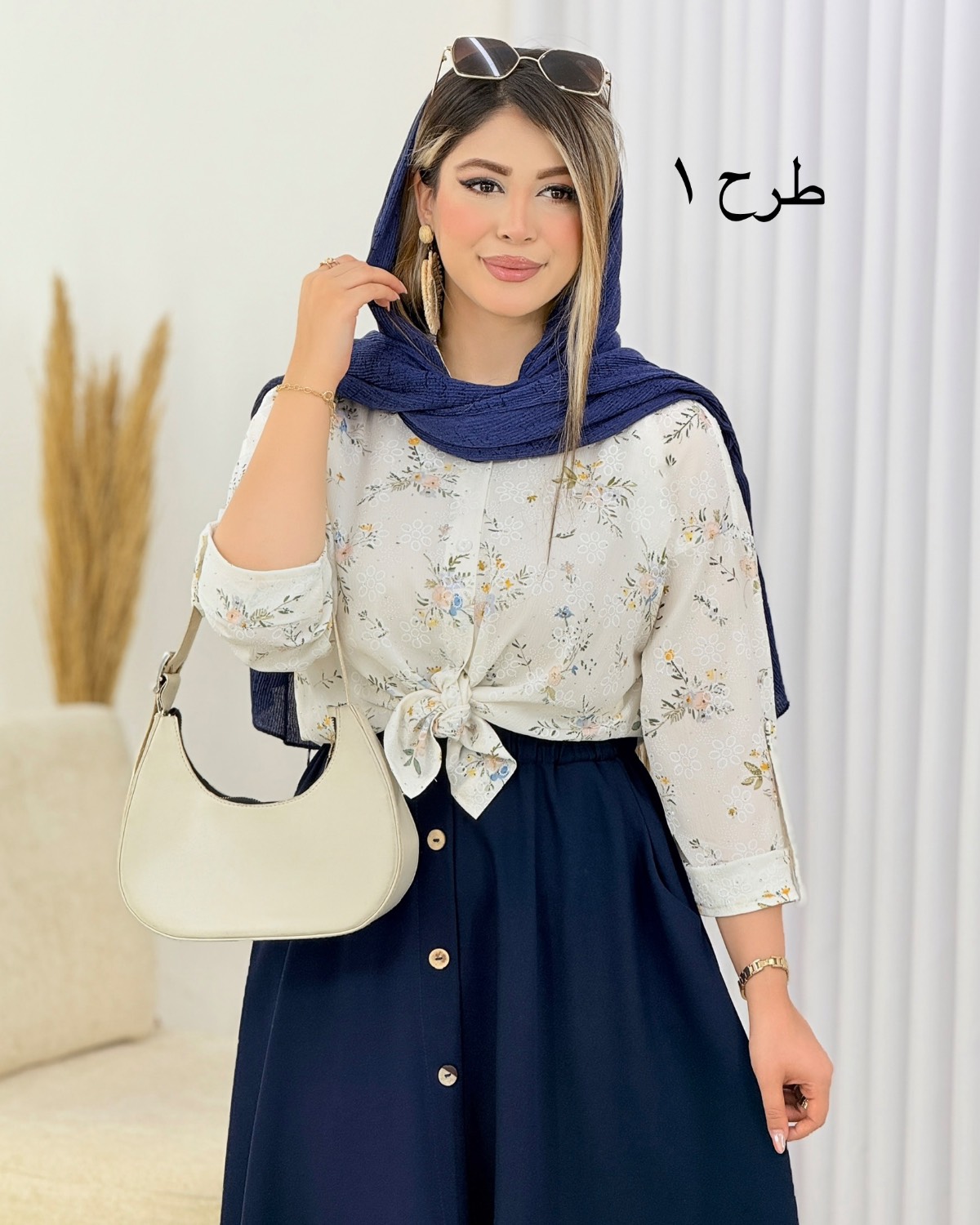 شومیز نگینی لینن طرح گل کد i919