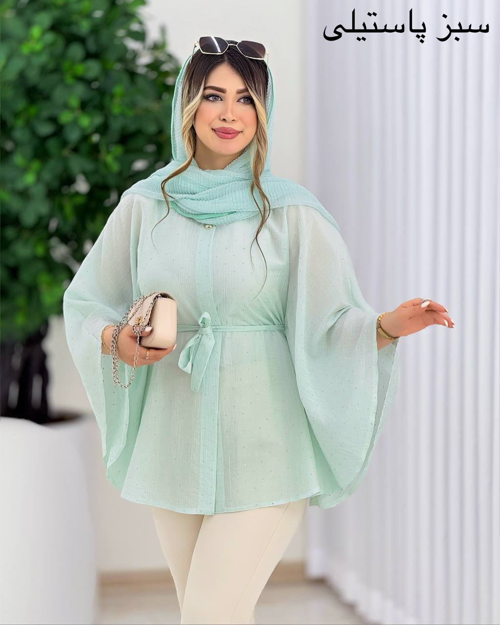 مانتو پانچ شیشه ای نگینی کد j117