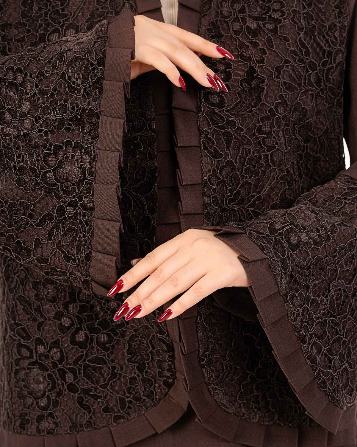ست کت و دامن عروسکی دانتل کد j332