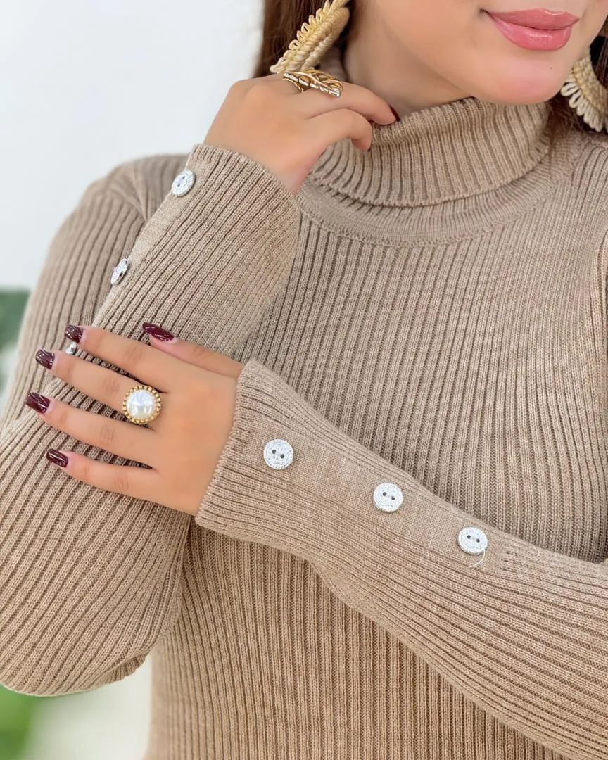 بلوز یقه اسکی آستین دکمه نما h626